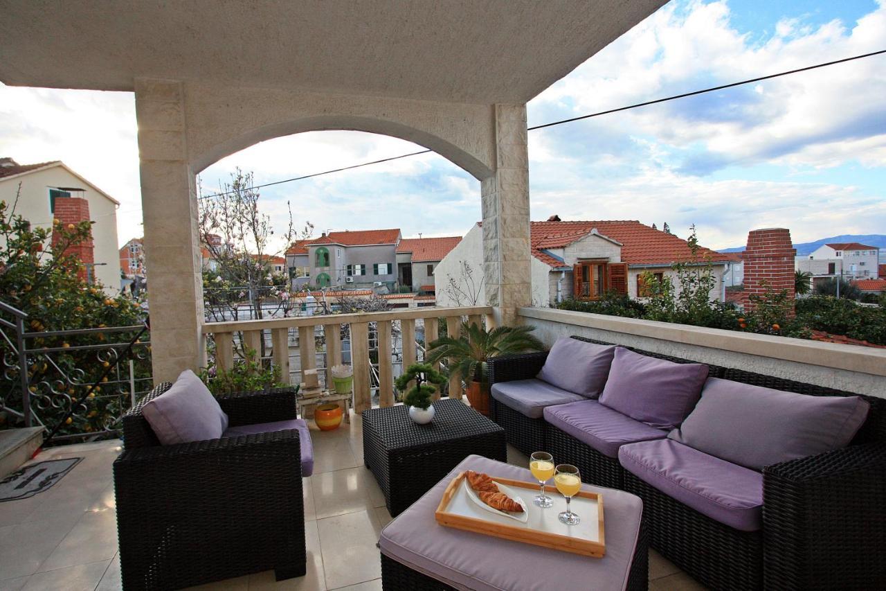 Apartment Petra Supetar Buitenkant foto